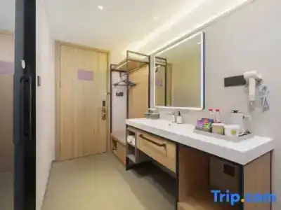 Homeinn Plus (Dalian Huanan Square MixC) - 35