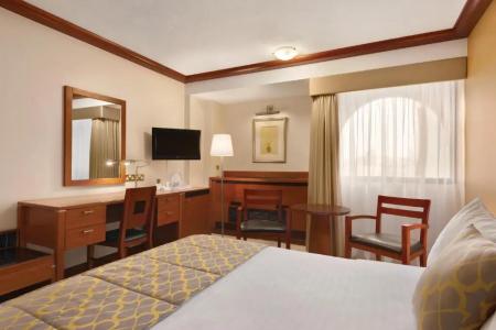 Ramada by Wyndham Bahrain - 14
