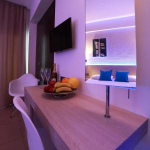 Les Palmiers Beach Boutique & Luxury Apartments - 22