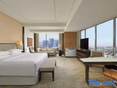 Sheraton Grand Jakarta Gandaria City - 124