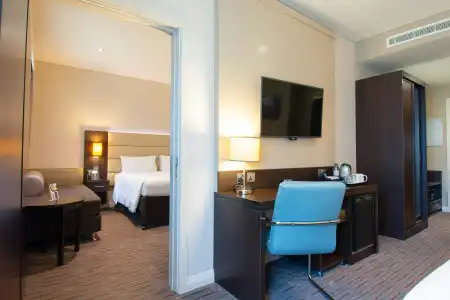 Premier Inn Al Jaddaf - 32