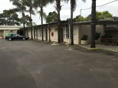 City West Motel - 0