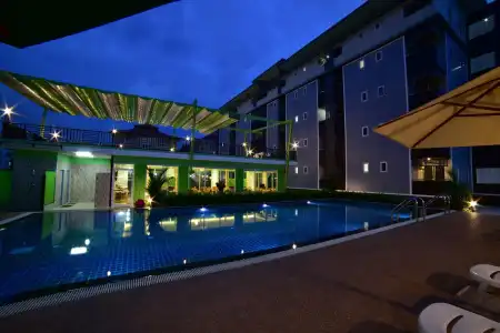 Gold Airport Suites - 20