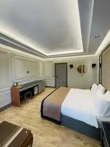 Lala Grand - 44