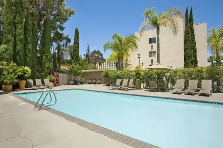 Days Inn by Wyndham San Diego Circle - 14