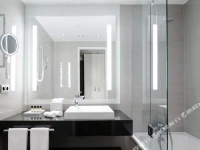 Pullman Berlin Schweizerhof - 54