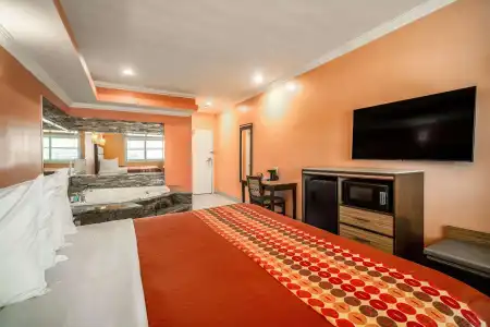 Rodeway Inn & Suites Pasadena - 22