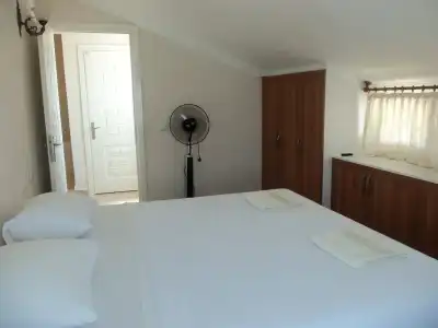 Cam - 4