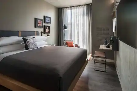 Moxy San Diego Downtown/Gaslamp Quarter - 15