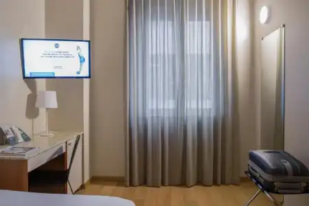 B&B - 44