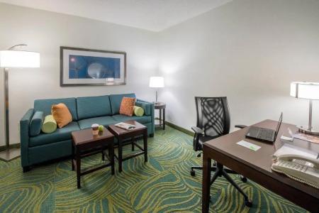 Fairfield Inn & Suites Greensboro Wendover - 31
