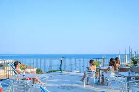 Riviera B&B Rooms and Apartament SEA-VIEW - 25