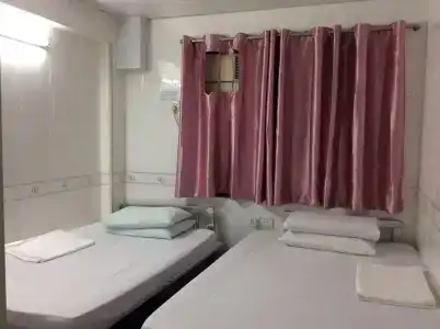 Beverly Guest House - 1