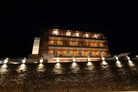 Karos Llaman - 0