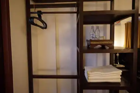 Yindee Stylish Guesthouse - 27