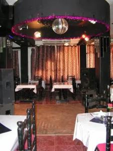 Royal City - 10