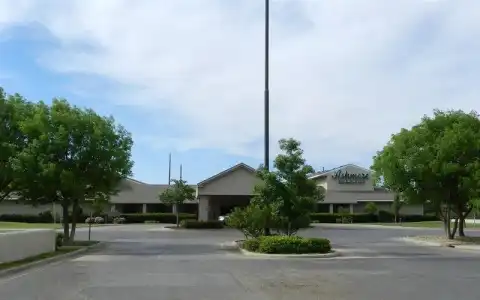 Ashmore Inn and Suites - 22