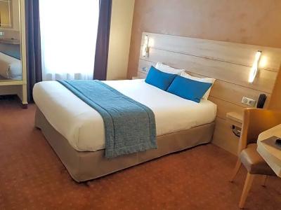 Champerret Elysees - 58