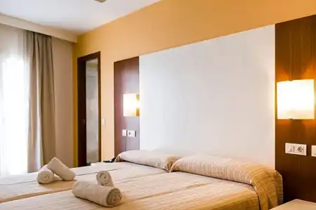 Sagitario Hostal Ciutadella - 31