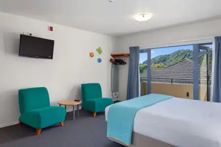 Awa Motel - 89