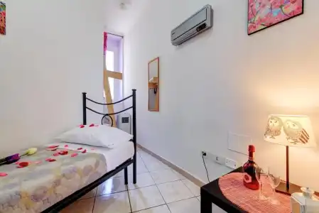 In the Center Guesthouse - 22