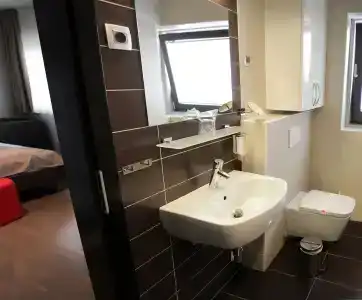 Nitro Rooms - 7