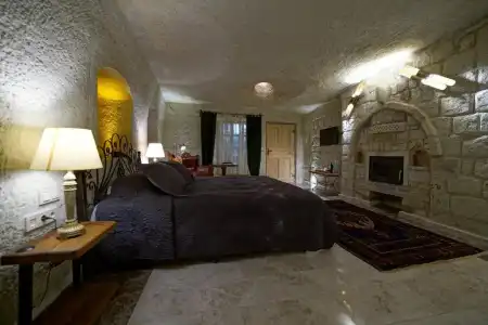 Panoramic Cave & Spa - 73