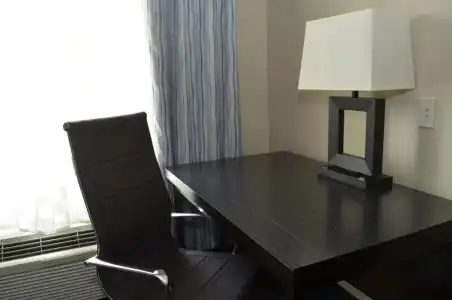 Super 8 by Wyndham Irving/DFW Apt/North - 34