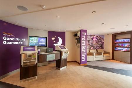 Premier Inn London Hammersmith - Ravenscourt Park - 6