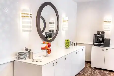 Best Western Plus Delta Park - 31