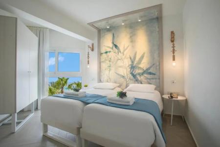 Infinity Blu - Designed for Adults - 42