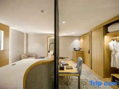 Quinter Central Nha Trang - 37