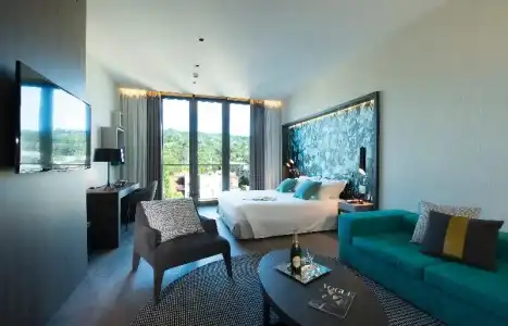 DUPARC Contemporary Suites - 52