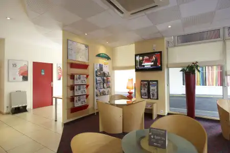 Ibis Pau Centre - 15
