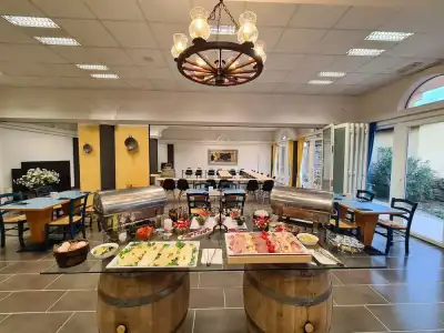 Stara šola - Oleander Resort - 29