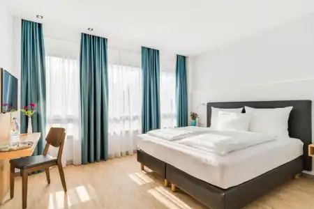 Hotel-Etage Apfelrot - 10