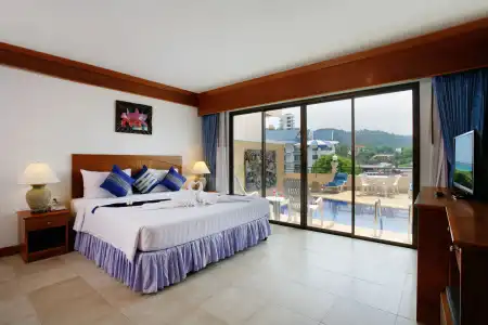 Jiraporn Hill Resort - 1