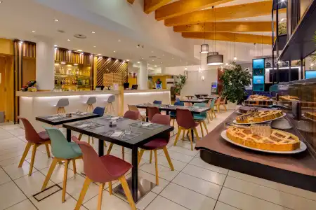 Holiday Inn Bologna Fiera - 31