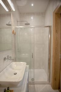 Oikia Guesthouse - 5