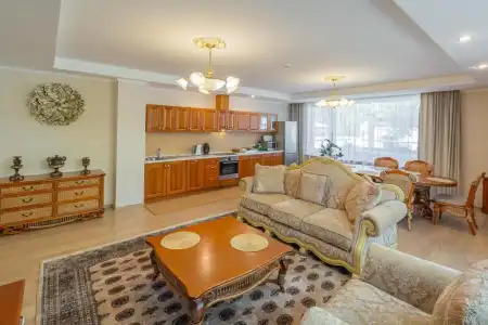 Villa Alvīne Family Apart-Hotel - 185