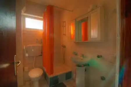LaRos Apartments - 99