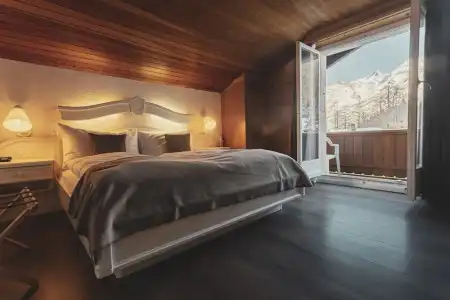 The Larix -Ski in, Ski out - 35