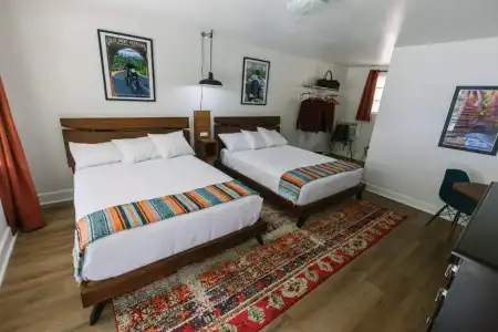 2 Master Suites - Clean - Cozy - WiFi - Elk - Covered Porch - ezAccess - 5 Stars - 22