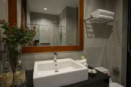 Mae Rim Grace - 10