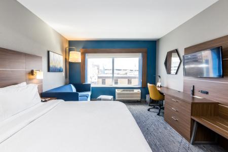 Holiday Inn Express & Suites Louisville Downtown by IHG - 40