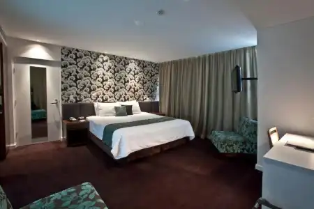 The Gateway Inn - 91