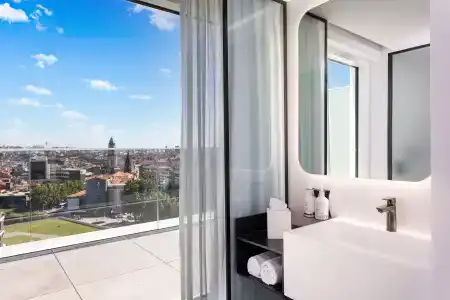 Yotel - 7