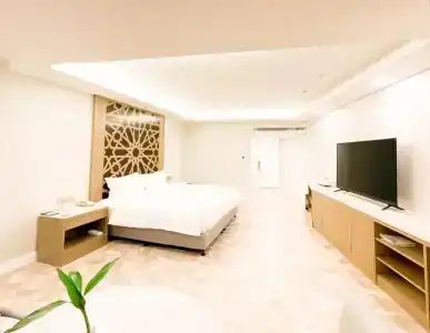Pearl Shanghai - 18