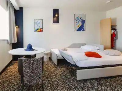 ibis Rennes Centre Gare Sud - 3