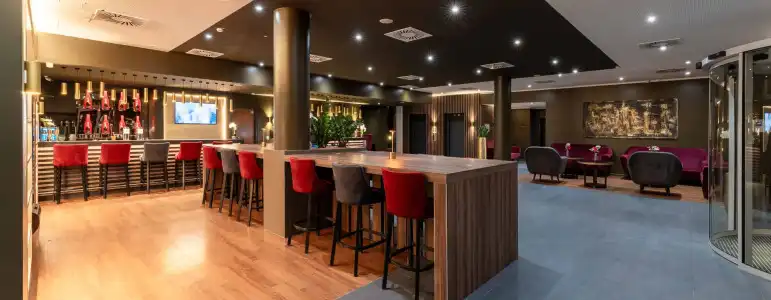 PLAZA Premium Karlsruhe - 12